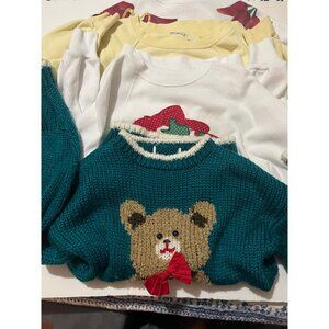 Vintage Knitted Bear Sweater & Texas Holiday Sweatshirt Bundle-4 Large